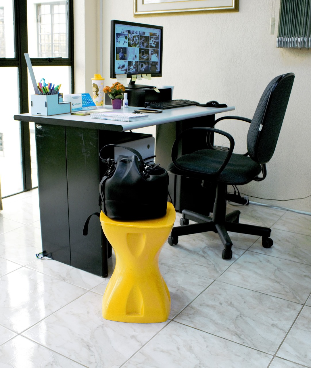 Mesa Amarela Multiuso Design Moderno Mesa Lateral Apoio Decorativo Para Piscina Jardim Varanda Sala - Imagem 2